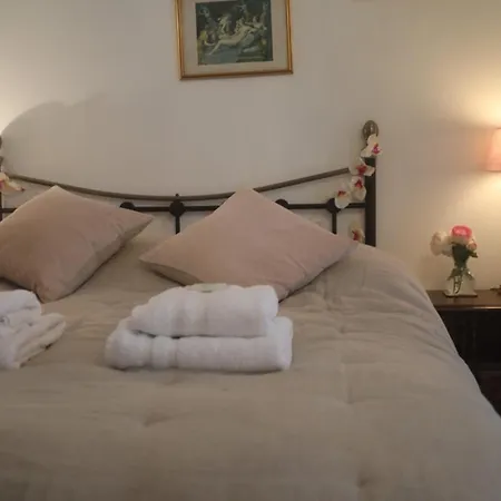 Croix Rompue * Besneville