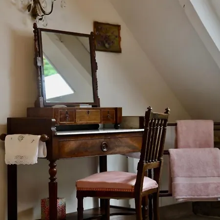 Croix Rompue * Besneville