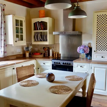 Croix Rompue Дом отдыха *